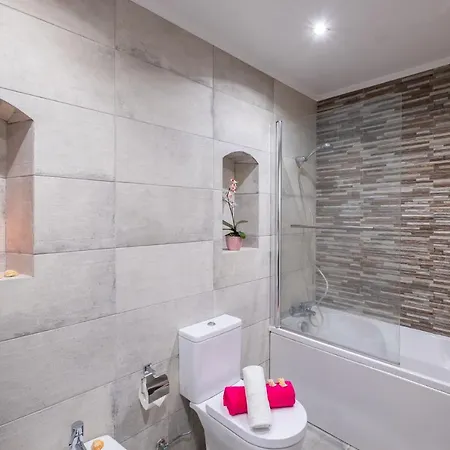 Villa Marrakech By Algarve Vacation